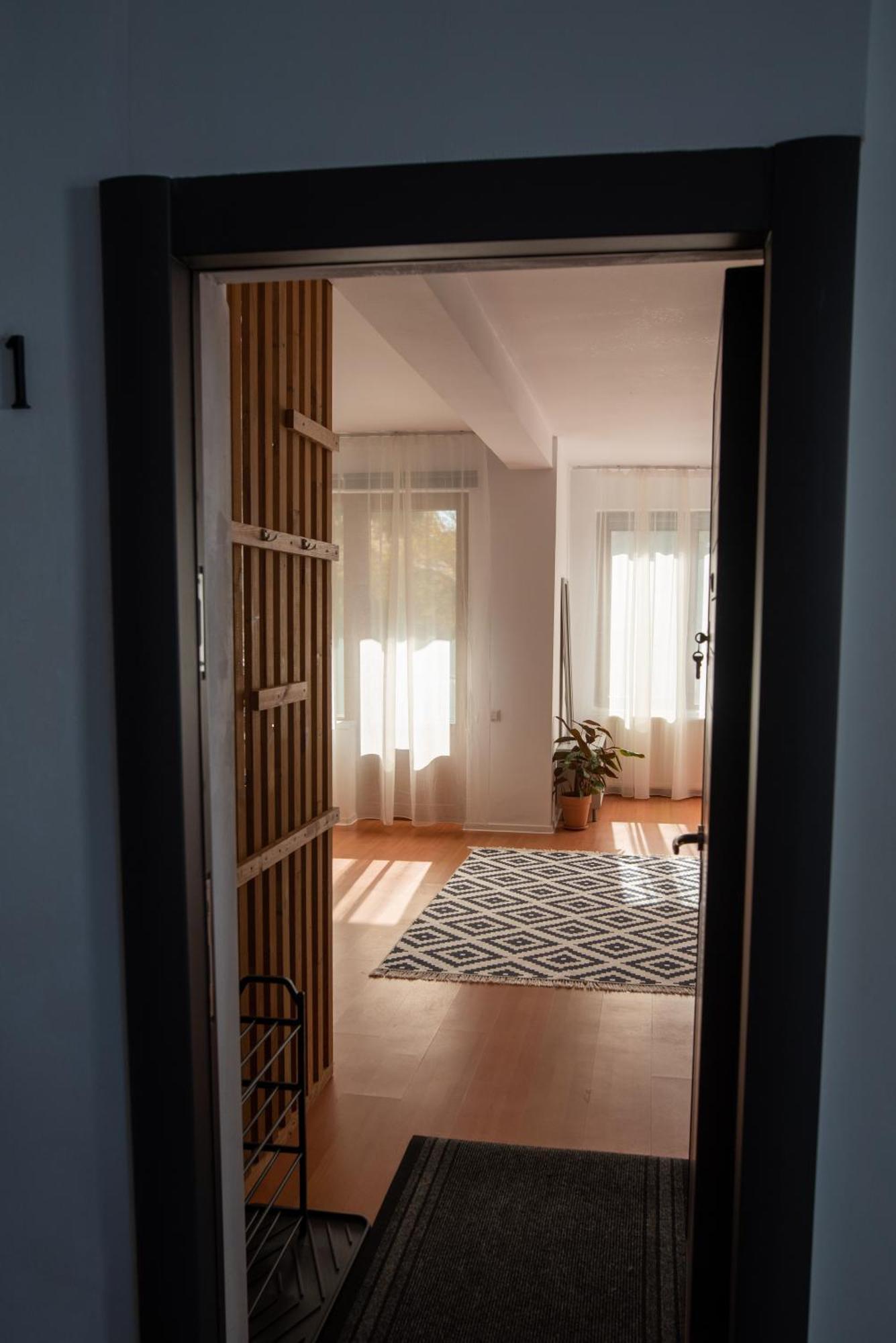 Flower Inn - Apartament 1 Cluj-Napoca Luaran gambar